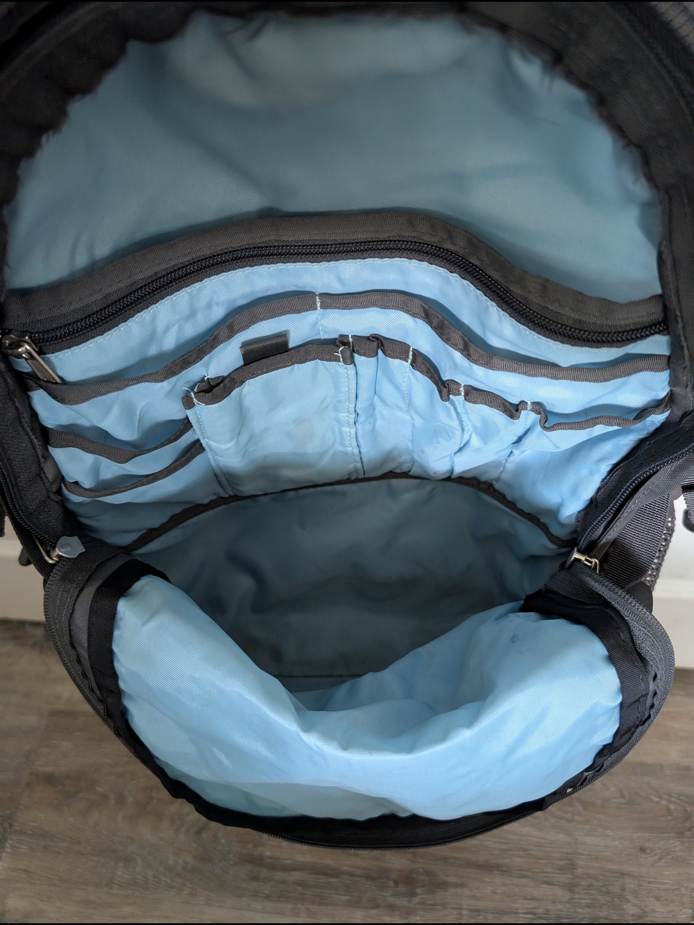 The North Face Borealis Backpack - Light Blue & Dark Gray - Picture 5 of 8